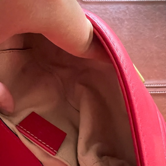 GUCCI Mini GG Marmont Matelassé Shoulder Bag "FIRM PRICE" - Picture 11 of 16